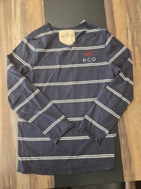 Title
Reworked Hollister Striped Long Sleeve / Distressed Y2K Style